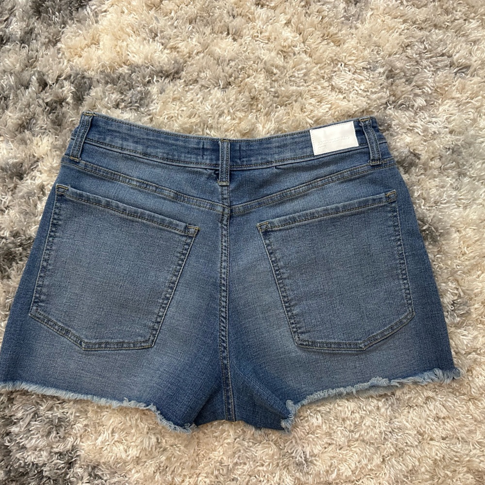 American Rag | High Rise Frayed Jean Shorts - Picture 5 of 7